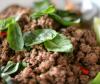 503.  Chopped Certified Angus� Beef Chili and Mint