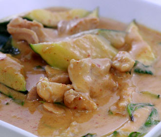 532.  Pa-Nang Chicken Curry
