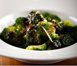 580. Wok-Stirred Chinese Broccoli in Oyster Sauce